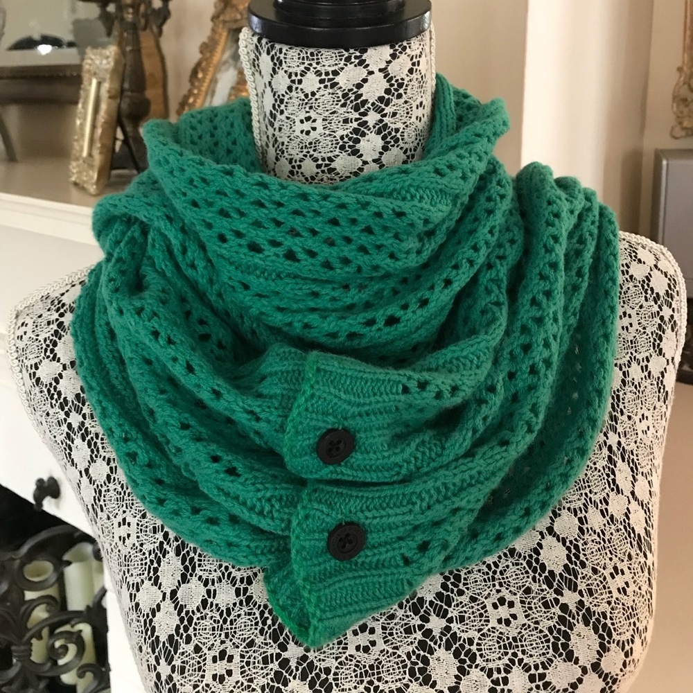 Grace and Lace Scarf